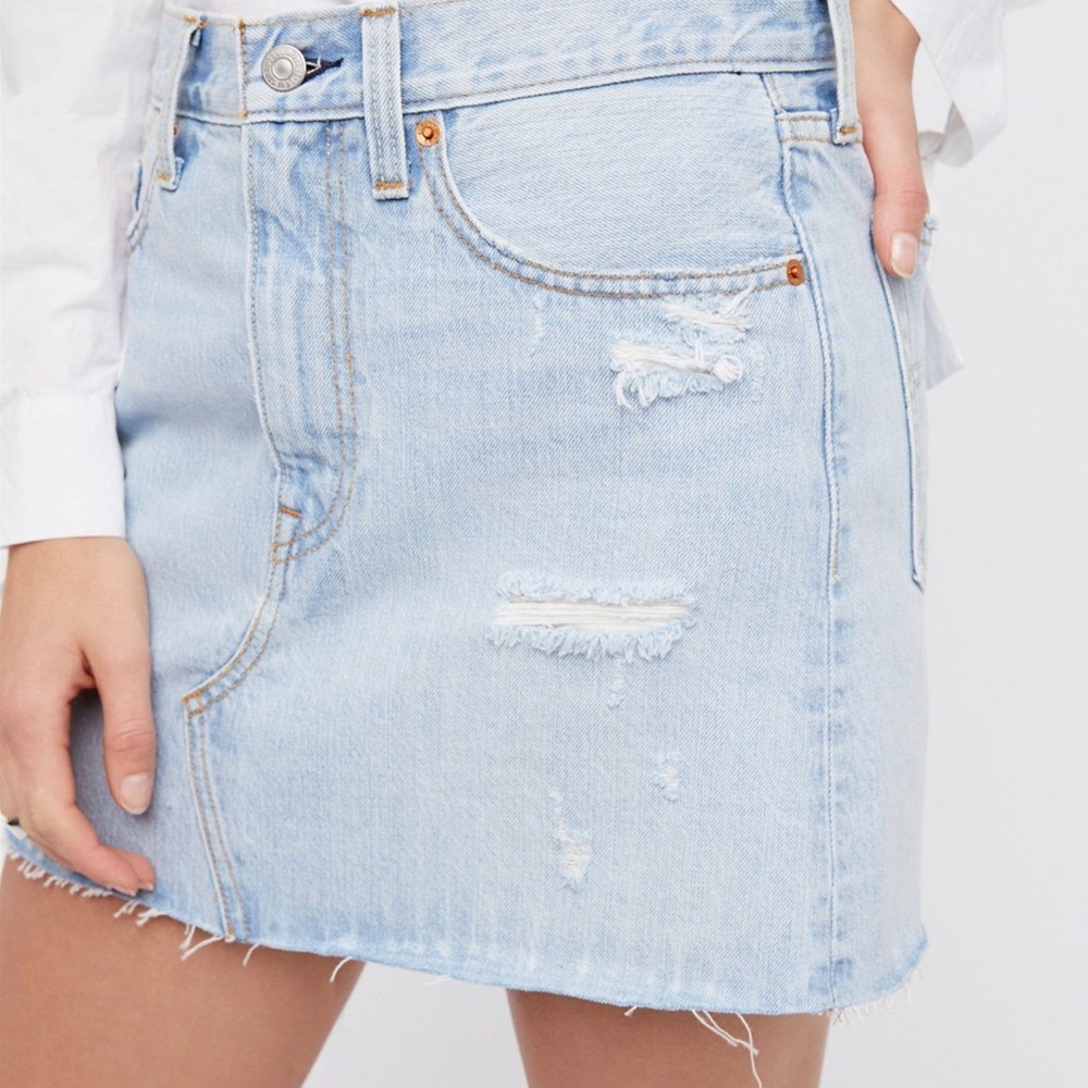 Levi’s Deconstructed Iconic Skirt